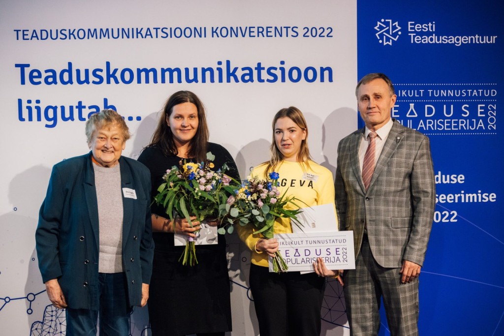 kommunikatsiooni-auhinna-yleandmine-foto-MAANUS-KULLAMAA.jpg