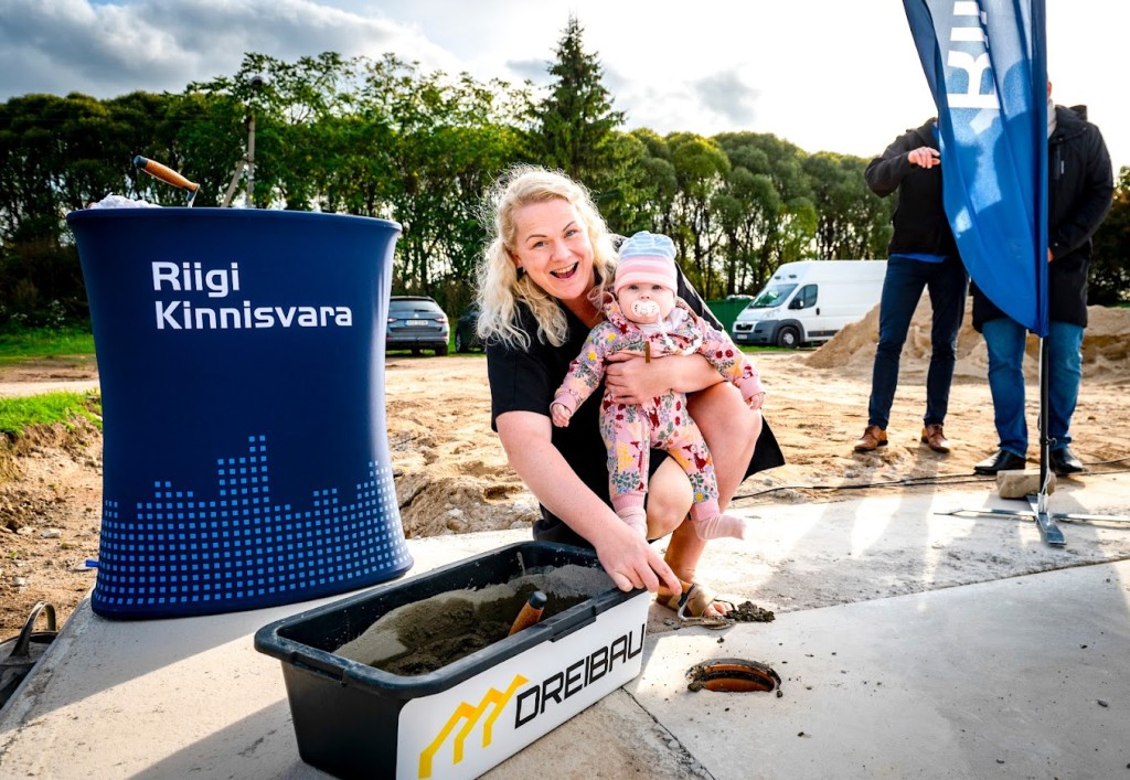 METK kaasaegne kasvuhoone sai nurgakivi-3.jpg